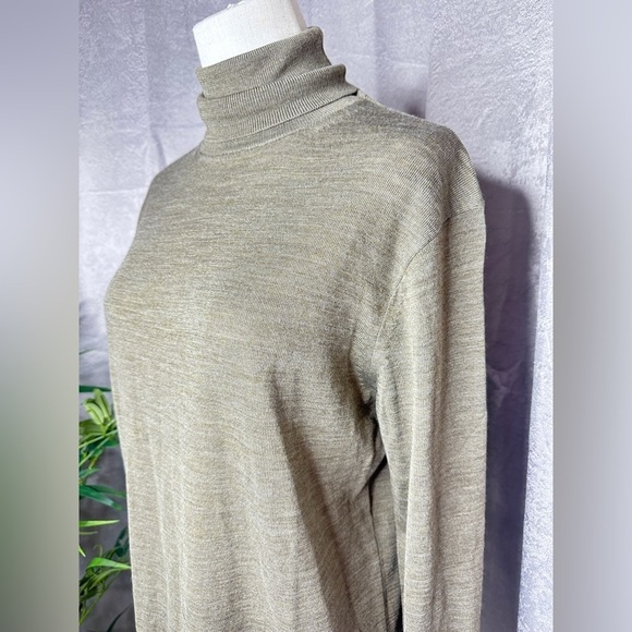 NEW Uniqlo Women’s U Merino-Blend Turtleneck Sweater Dress Khaki Sz XS - Picture 5 of 11